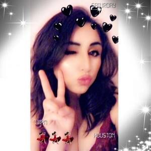 Meet your Posher, Celine